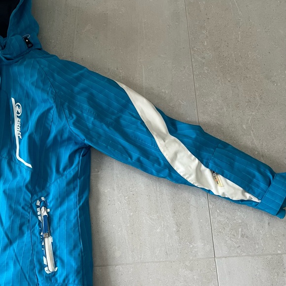 Ski Jacket - Picture 3 of 10